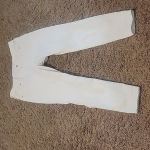 White skinny jeans